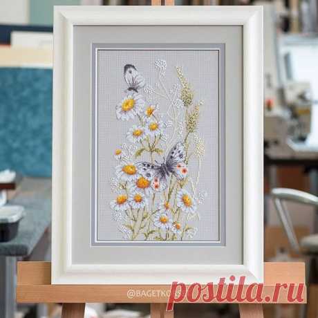 Reposted from @bagetkorset - "На ромашковой полянке" 42-12 от Чудесной иглы @chudesnayaigla_official. Тройное паспарту, пластиковый багет. Оформлено для Розы из Москвы. - #regrann
🔸️🔸️🔸️🔸️🔸️
#chudesnayaigla#crossstitch#embroidery#magicneedle#xstich#вышивальныйманьяк#вышивальщицыпоймут#вышивание#вышиваюкрестиком#вышиваютнетолькобабушки#вышивка#вышивкакрестиком#набордлявышивания#счетныйкрест#хобби#чудеснаяигла