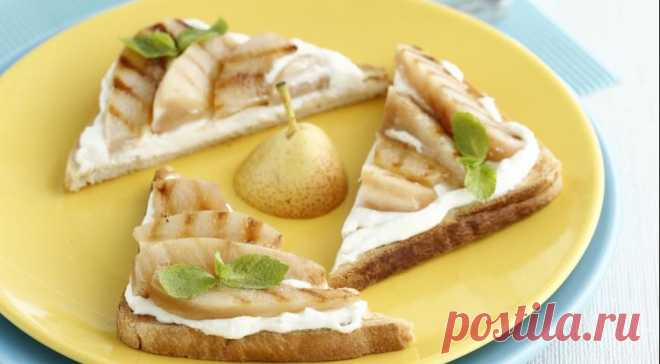 Тосты с творогом и грушами. Пошаговый рецепт с фото на Gastronom.ru