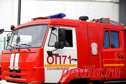 В российском городе после взрыва на насосной станции ввели режим ЧС. В городе Новотроицк Оренбургской области ввели режим чрезвычайной ситуации (ЧС) после взрыва на насосной станции. Об этом сообщили в управлении МЧС по российскому региону. «В настоящий момент ведется разбор завалов. В Новотроицке введен режим чрезвычайной ситуации муниципального характера», — сообщили в министерстве.