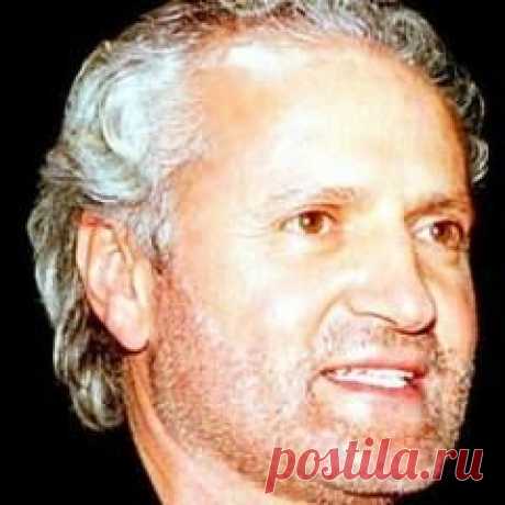 2 декабря в 1946 году родился Джанни Версаче-МОДЕЛЬЕР-ПАРФЮМЕР