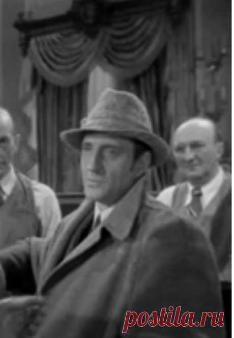 Шерлок Холмс: Прелюдия к убийству / Dressed to Kill (1946)