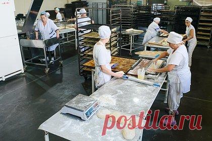 Выпуск продуктов питания в России упал