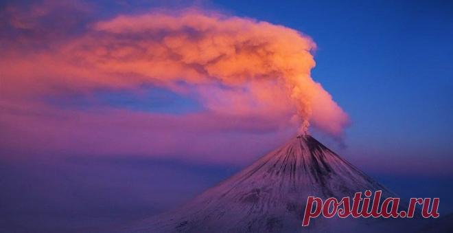 Камчатка: извержение вулкана Ключевская Сопка.  
С риском для жизни команде AirPano удалось заснять для аэрофотопанорамы извержение самого высокого действующего вулкана на Евразийском материке  |  Достопримечательности / Путешествия / Моя Планета