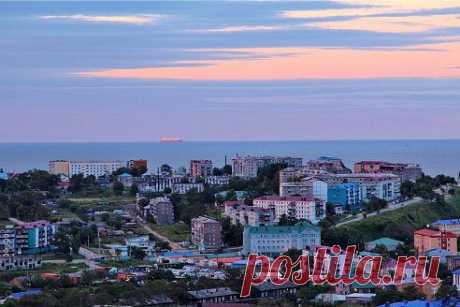 Лариса Райнова-Канисиди
Россия, г. Корсаков (Корсаковский район)
