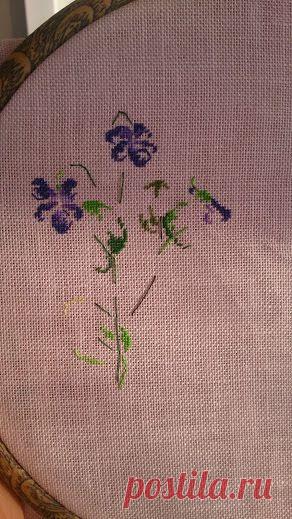 Gallery.ru / Violettes de Nans sous Sainte-Anne - Фиалковый робин или Подарок начальнице - mimidemoiselle