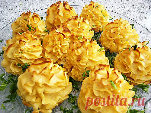 Картофельные розы для оформления блюд.
