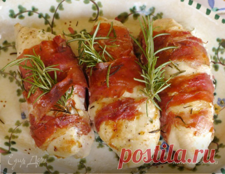 Куриные грудки, фаршированные козьим сыром и зеленью