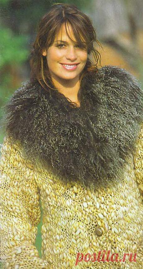 Жакет с меховым воротником