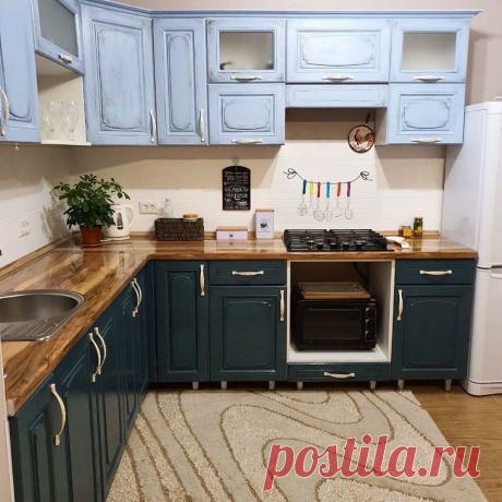 Перекрасила фасады и поменяла столешницу – получилась совершенно новая кухня с минимальными затратами | Oikodomeo | Яндекс Дзен