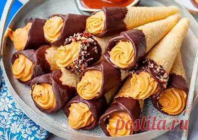 Шоколадно-карамельные вафельные рожки – как приготовить