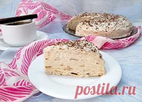 Блинный торт с бананом и сметаной