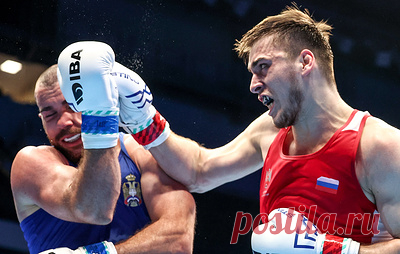 Российский боксер Атаев вышел в 1/8 финала чемпионата мира. Он победил серба Милослава Савича решением судей