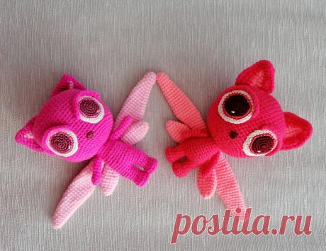 PDF Котофеечка Кити крючком. FREE crochet pattern; Аmigurumi toy patterns. Амигуруми схемы и описания на русском. Вязаные игрушки и поделки своими руками #amimore - котофеечка крючком, персонаж из мультфильма Кощей &quot;Начало&quot;, фея в виде кота.