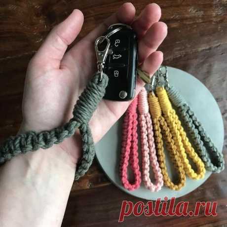Нашла в интернете интересную идею для практичного подарка и решила повторить. А муж сразу же нашел применение | Живые Вещи | Пульс Mail.ru про модное макраме