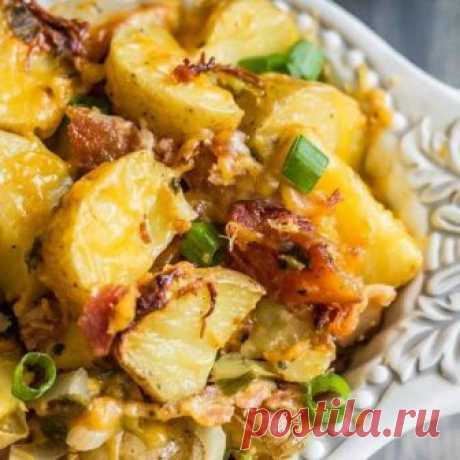SLOW COOKER CHEESY BACON RANCH POTATOES are... - Tried and True Recipes