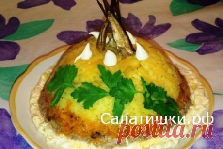ВКУСНЫЙ СЛОЕНЫЙ САЛАТ СО ШПРОТАМИ РЕЦЕПТ | Рецепты вкусных салатов
