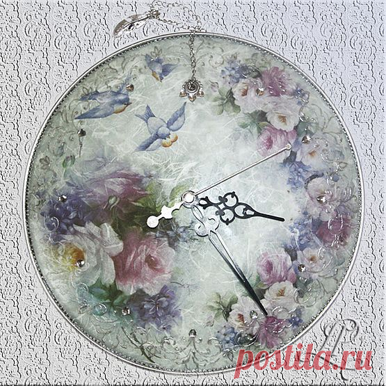 Из стеклянной крышки
