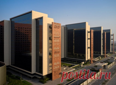 Morphogenesis completes world's largest office building in India