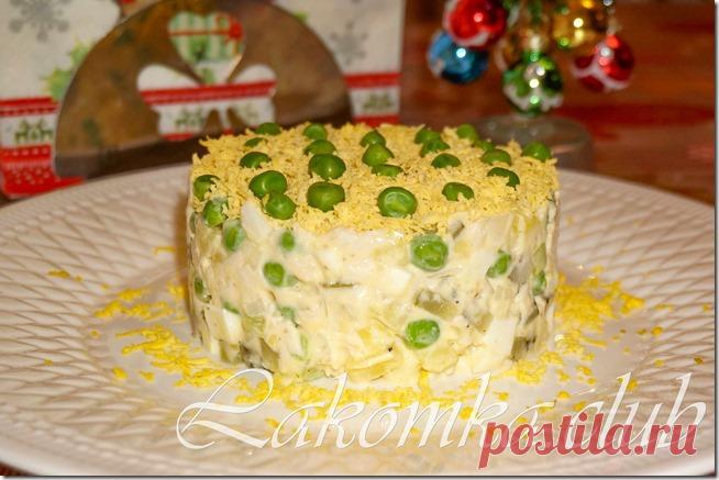 Салат Оливье с курицей и яблоком - lakomka.club