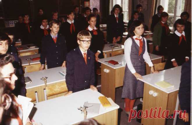 Несколько моментов из советской школы / Назад в СССР / Back in USSR