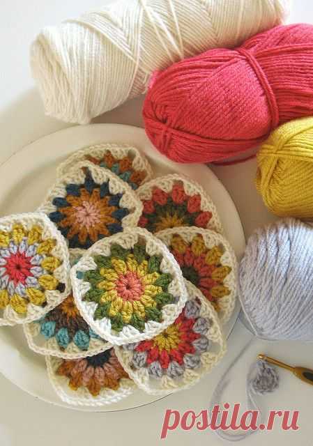 Love these granny squares | Crochet -Grannies