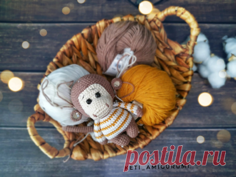 PDF Обезьянка крючком. FREE crochet pattern; Аmigurumi animal patterns. Амигуруми схемы и описания на русском. Вязаные игрушки и поделки своими руками #amimore - маленькая обезьянка, обезьяна, мартышка из обычной пряжи.