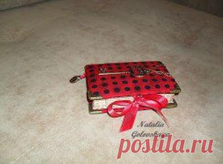 Скрапбукинг – Наталья Визажист и мастер по прическам добавила 14 фотографий в альбом Скрап-блокноты