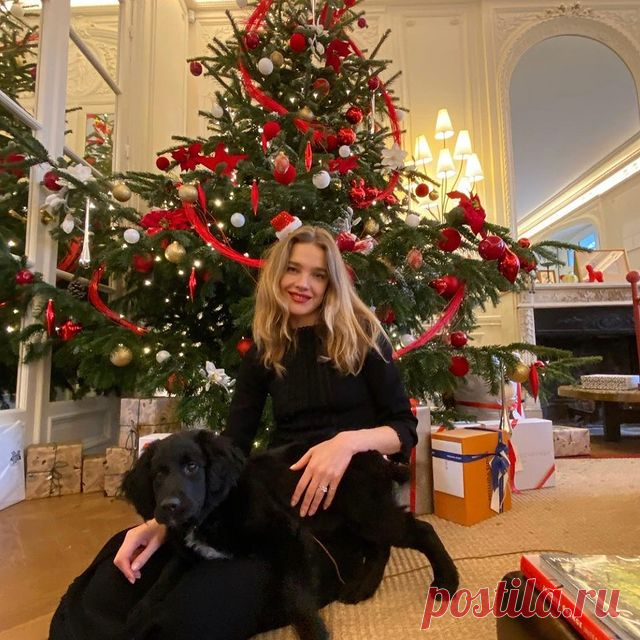 Photo shared by Vogue Russia on December 31, 2020 tagging @natasupernova.