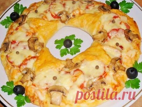 (537) Пицца Рождественский венок с соусом энчилада - рецепт с фото - пицца Рождественский венок с соусом энчилада - как готовить: ингредиенты, состав, время приготовления - Леди@Mail.Ru