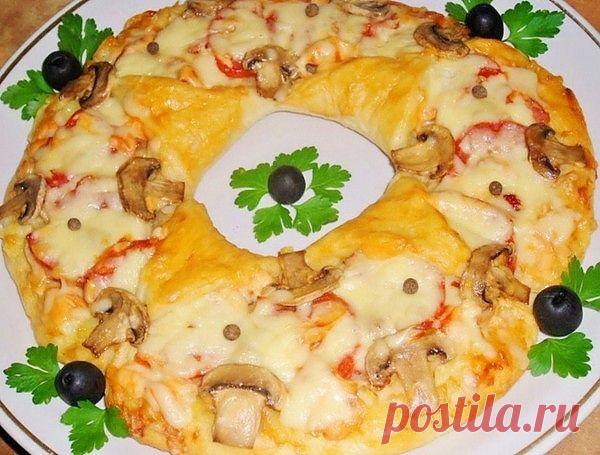 (537) Пицца Рождественский венок с соусом энчилада - рецепт с фото - пицца Рождественский венок с соусом энчилада - как готовить: ингредиенты, состав, время приготовления - Леди@Mail.Ru