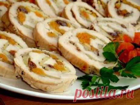 Куриный рулет с яблоками и сухофруктами. Рецепт c фото от варуник 9 ноября 2009 на koolinar.ru