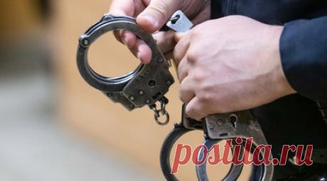 Россиянку на Алтае приговорили к 16 годам тюрьмы за финансирование ВСУ. Россиянку на Алтае приговорили по статье о госизмене к 16 годам тюрьмы за финансирование ВСУ. Читать далее