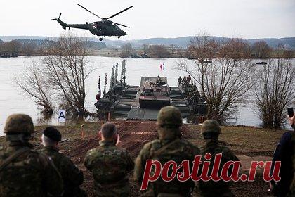 В Италии рассказали о подготовке НАТО к защите от России. НАТО нужно как минимум 300 тысяч солдат для защиты восточного фланга Европы, от Балтийского до Черного моря. «По схеме, одобренной в 2022 году на мадридском саммите, первое ядро в 100 тысяч человек должно быть готово к действию в течение десяти дней», — пишет итальянская газета Corriere della Sera (CdS).