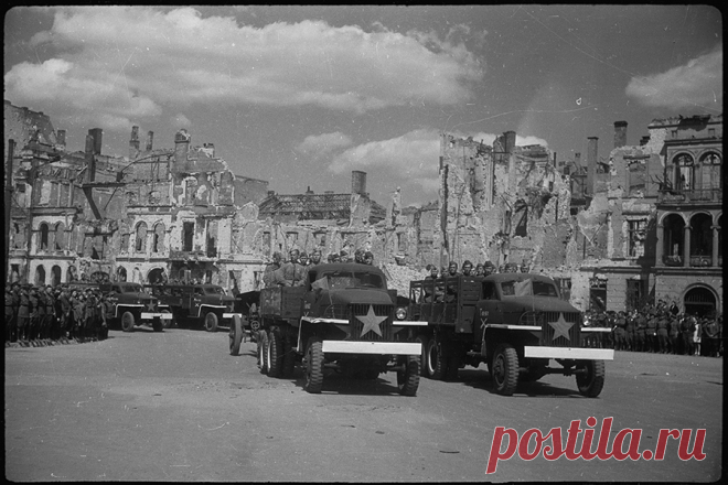 Фронтовые негативы: уникальные кадры Берлина весной 1945 года :: Общество :: РБК
