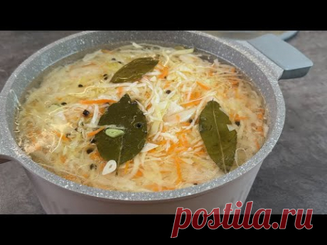 Так маринует капусту уже много лет моя мама (лет 5 точно): ну очень вкусная