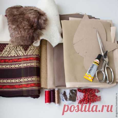 Шьем уютные домашние тапочки в русском стиле «Сударушка»