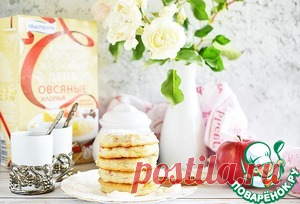 Оладьи с яблоком и овсяными хлопьями - кулинарный рецепт