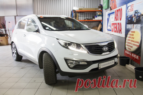 Новое лобовое стекло KIA Sportage.
Автостекла в Кишиневе - установка, продажа и ремонт.
