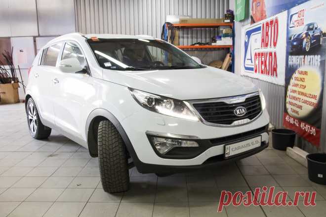 Новое лобовое стекло KIA Sportage.
Автостекла в Кишиневе - установка, продажа и ремонт.