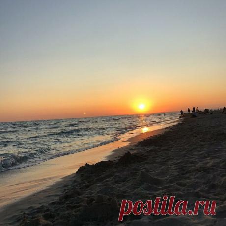 Отдохнули неделю в Крыму. Поповка, лучший пляж где я была в 2020. Показываю номер, пляж и цены | Здоровый Образ | Яндекс Дзен