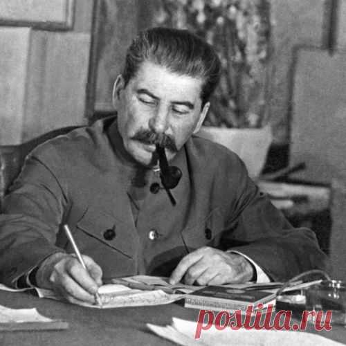 20 цитат Сталина о Родине, врагах и коммунизме