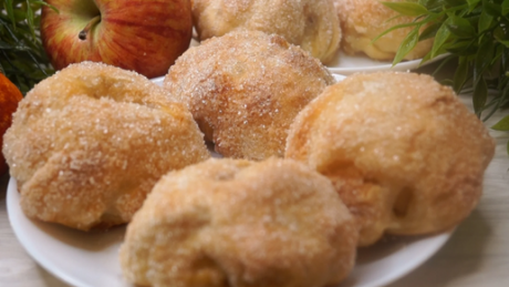 Эту Вкуснотищу готовлю уже 3 дня подряд 👉"Румяные щечки" На вкус эти фруктовые бомбочки "ням-ням"...не передать словами, срочно готовьте 😋 | Готовим с Калниной Натальей | Дзен