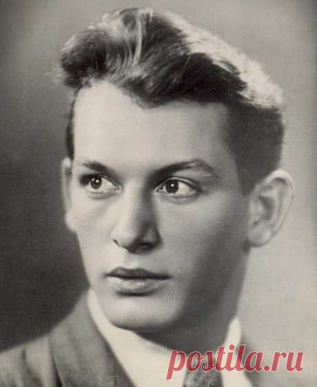 Василий Лановой Актёр