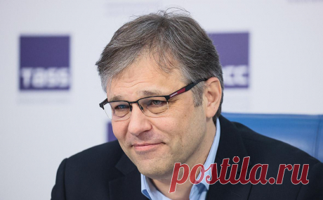 МИД заявил о планах создать международный трибунал по преступлениям Киева. Россия планирует учредить международный трибунал по военным преступлениям на Украине, заявил посол по особым поручениям МИД России по преступлениям киевского режима Родион Мирошник (ранее был послом ЛНР в Москве) в разговоре с «Известиями».