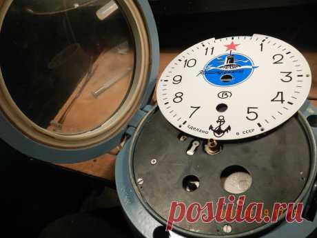 Куликов Игорь. Живопись графика офорт. Kulikov Igor painting drawing etching : Командирские превратились... в Командирские. Циферблат. Циферблаты для часов. Самодельные циферблаты.  Изготовление циферблатов. Изготовление циферблатов травлением.  Граверные работы. Хомаж. Марьяж. Латунные циферблаты. Травление металлов. Наручные часы. Настенные часы. Напольные часы. Старинные часы. Часы Молния. Часы Победа. Часы Ракета. Золотые часы. Реставрация часов. Реставрация циферблато...