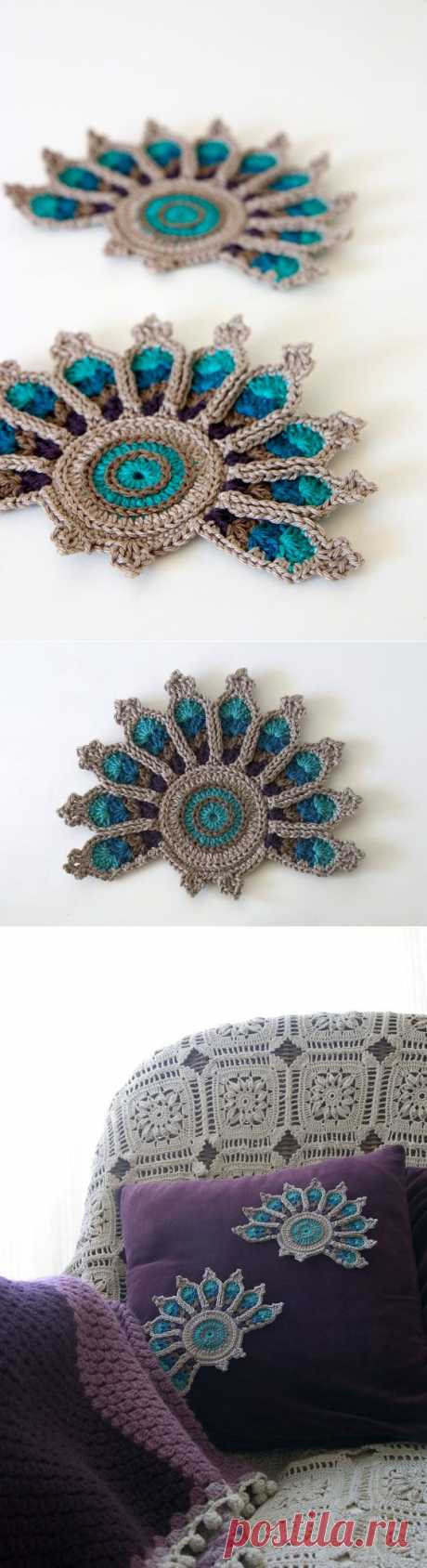 Crochet Coasters PATTERN Peacock Tail от TheCurioCraftsRoom