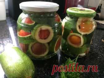 Кабачки на зиму пальчики оближешь: пошаговые рецепты с фото Разные способы приготовления салата Пальчики оближешь из кабачков на зиму с фото и пошаговым описанием процесса.