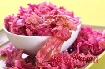 Квашеная капуста по-армянски: недорогая, полезная и очень вкусная закусочка! 
А давай солить капусту по-армянски? Этим потрясающим рецептом со мной поделилась старая армянка из Еревана во время моей недавней командировки в эту прекрасную страну камней, вина, древних монастырей…