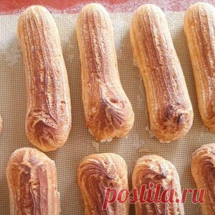 ЭКЛЕРЫ СО ВКУСОМ РАФАЭЛЛО

Сегодня приготовим эклеры со вкусом конфет Рафаэлло, но не такие сладкие)