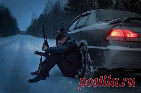 Безнадёжно -это когда на крышку гроба падает земля...остальное....всё можно исправить......
